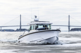 Axopar 29 XC Cross Cabin